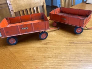 Vintage 1960’s Ertl Pressed Steel Case Tractor Barge Farm Wagon (2 PIECES) - Picture 1 of 6