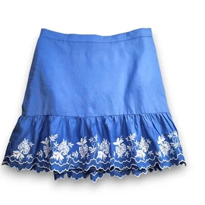 NUEVA CON ETIQUETAS J CREW Falda Cambray Bordada Azul Blanco Forrada de Lino Grande Precio de venta sugerido por el fabricante 74 USD - Imagen 1 de 8