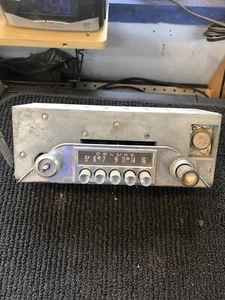 60’S DODGE LANCER DELUXE AM PUSH BUTTON RADIO WITH ONE KNOB - Picture 1 of 7