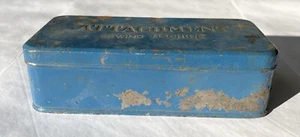 Vintage Antique Sewing Machine Attachments Teal Tin Box with accessories - Picture 1 of 14