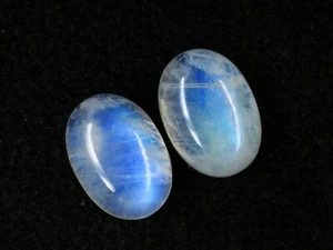 Oval Shape Natural White Rainbow Moonstone Gems Cabochons Pairs Blue Flashy Gems - Picture 1 of 5