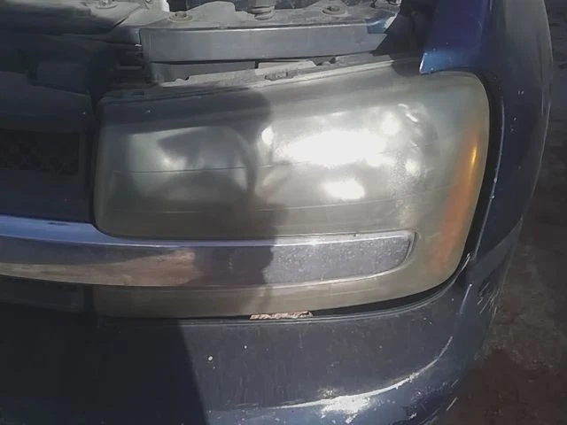 2002-2006 Chevy Trailblazer EXT Left Headlight Headlamp Faded LH Foto 1 de 1