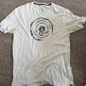 VOLCOM STONE GRAPHIC T-SHIRT ( MENS XL ) PREOWNED Light Blue Front Logo - Picture 1 of 4
