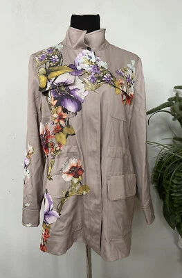 Chaqueta utilitaria Chico's satinada floral crema mantequilla beige cremallera frontal a presión talla 2/L Foto 1 de 4