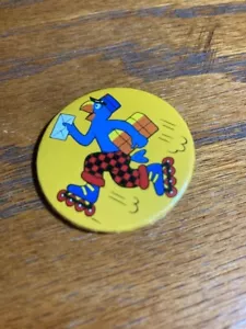 Vintage Mail Delivery Button ~ Cartoon Bird with letter and packages - Picture 1 of 2
