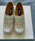 Ohmm Go To Clog Ditsy Floral Print, Women's Shoes, Size 5 1/2. New Without Box.