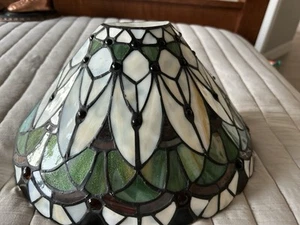Vintage Tiffany Inspired Spectrum Wall Sconce Green, White Black Stained Glass - Picture 1 of 10