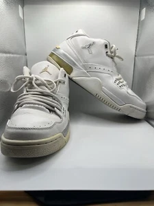 Youth Nike Air Jordan Flight 23 White Basketball Shoe Size 7Y White Silver Gold - Picture 1 of 7
