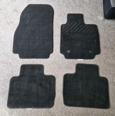 GENUINE RENAULT CLIO MK4 2012-2019 VELOUR MAT SET 8201657953 - Image 1 of 2