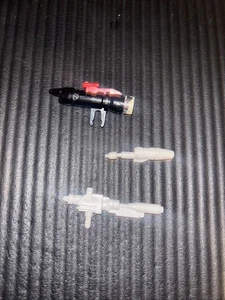 G1 TRANSFORMER AUTOBOT SEITENWISCHER TEILE KONVOLUT LAUNCHER RAKETE UND BLASTER - Bild 1 von 2