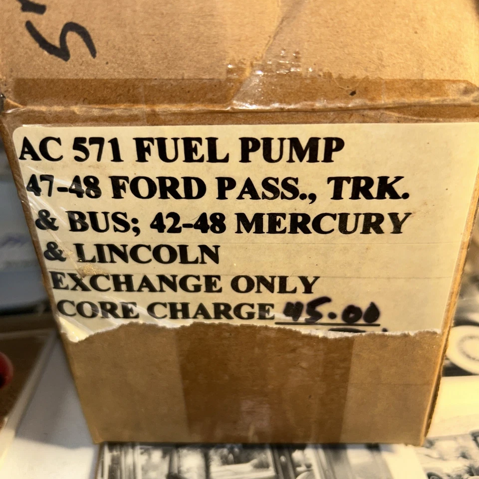 Топливный насос 1947 - 1948 Ford Truck & Bus 1942 - 1948 Mercury & Lincoln Ac571 - Изображение 1 из 4