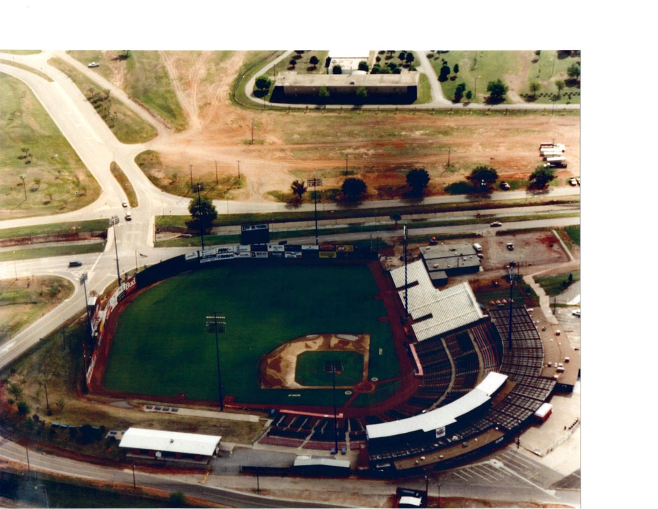 TODOS LOS DEPORTES ESTADIO RECINTO FERIAL OKLAHOMA CITY 89ER'S BÉISBOL FÚTBOL AMERICANO Foto 1 de 1