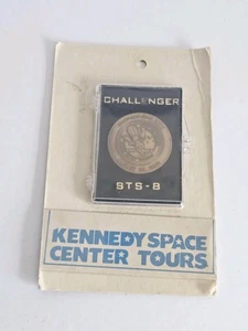 Kennedy Centro Espacial Transbordador Challenger STS-8 Moneda Medalla NASA Nuevo Antiguo Stock - Imagen 1 de 4