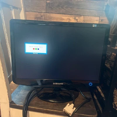 Samsung 19-Inch LED LCD Monitor 932BW LS19PEWSFV/XAA SyncMaster - Working-TESTED - Image 1 of 3