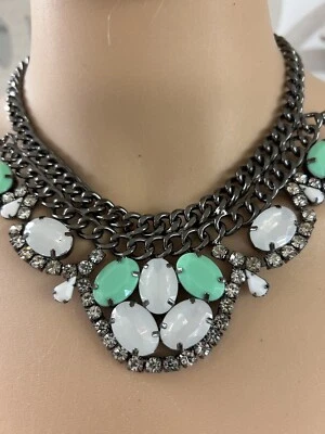 Collar Babero Hematita Perfección Pastel Premier Designs Piedras Leches Verdes Foto 1 de 4