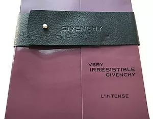 SELTENE PROMO LIV TYLER SEHR UNWIDERSTEHLICH GIVENCHY L'INTENSE DUFT PRESSEMAPPE - Bild 1 von 9