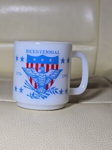 Vintage Milk Glass Bicentennial Coffee Mug USA 1776 1976 Glasbake America Cup