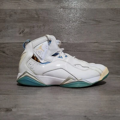 Sapatos Jordan True Flight masculino tamanho 8.5 342964-171 azul universitário Unc - Imagem 1 de 4