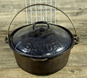Vintage Unbranded 5 Quart Cast Iron Dutch Oven with Handle and  lid - Picture 1 of 4
