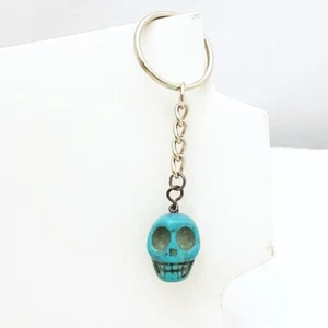 Schlüsselanhänger Schädel Hippie Boho Punk Goth Indie blaugrün klein gefärbt Howlite Western Azteken - Bild 1 von 4
