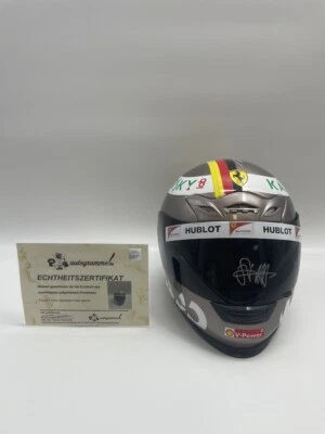 Sebastian Vettel Formel 1 Helm Autogramm und Echtheitszertifikat 1:1  - Bild 1 von 4