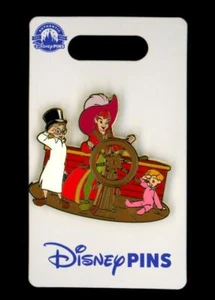 Prendedor Peter Pan vestido como Capitán Garfio Michael John Darling Barco Pirata Disney - Imagen 1 de 1
