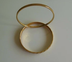 Vintage Monet Gold Tone Bangle Bracelets Set of 2 - Picture 1 of 4