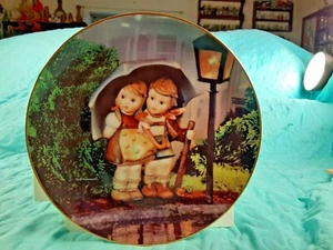 M. J. Hummel "Stormy Weather" 8" Plate by Danbury Mint # I9459 Vintage 1989 - Picture 1 of 12
