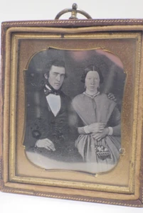 Daguerreotype of Married Couple Wife Holding a Beaded Bag Sixth Plate 1/6 SMT - Picture 1 of 5
