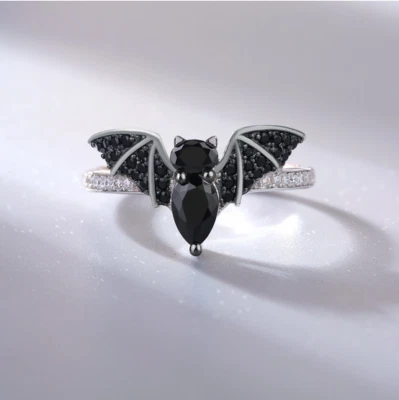 Грушевидная и круглая огранка черный сапфир и белый CZ 935 Argentium серебро летучая мышь черный кольцо - Изображение 1 из 4