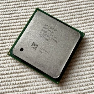 SL7Q8 64bit Pentium 4 3.4G EM64T Socket478 (Cubierta de hierro oxidada) - Imagen 1 de 2