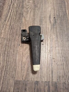 2002-2013 Chevy Avalanche Escalade EXT Right Tonneau Bed Cover Latch Handle OEM* - Picture 1 of 3