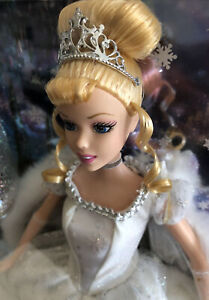 Special Edition Disney Holiday Princess Cinderella Doll Tiara & Slipper Ornament