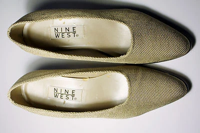 Bomba mediana Nine West tejida de oro macizo para mujer 7,5 mediana usada en excelente estado Foto 1 de 4