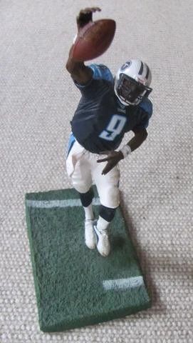 Steve McNair Tennessee Titans McFarlane Toys 7 Inch NFL Football Loose Figure Cover