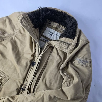 Abercrombie & Fitch Adirondack Jacket Full Zip Button Faux Sherpa Fur Lined Sz L - Image 1 of 4