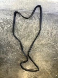 Restripa climática para parabrisas Ford Mustang 1965-68 C5ZZ-6503110-A nuevo de lote - Imagen 1 de 6
