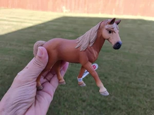 NWT Schleich Palomino Tennessee Walker Horse Farm Animal 2016 Figure 01254 - Picture 1 of 5