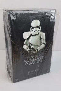 NEW Hot Toys 1/6 Scale Star Wars First Order Stormtrooper Squad Leader MMS316 - Picture 1 of 7