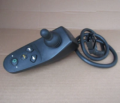 Controlador de joystick Dynamic serie A DA50-D61 para sillas eléctricas ActiveCare Foto 1 de 4