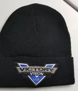 Berretto maglia berretto ricamo moto Victory Vision nero vestibilità piccola - Foto 1 di 2