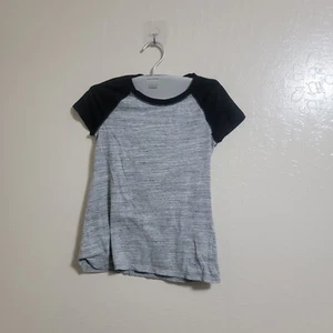 Justice Girls T-Shirt Size 8 : Gray and Black Color : Short Sleeve : Activewear. - Picture 1 of 4