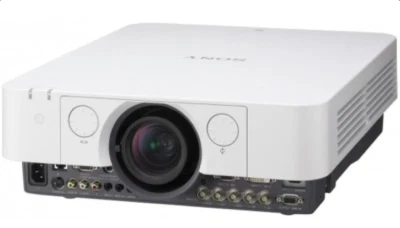 Sony VPL-FH31 Projector Bundle (4x Units) + Unused Spare Lamp - Fully Tested - Image 1 of 4