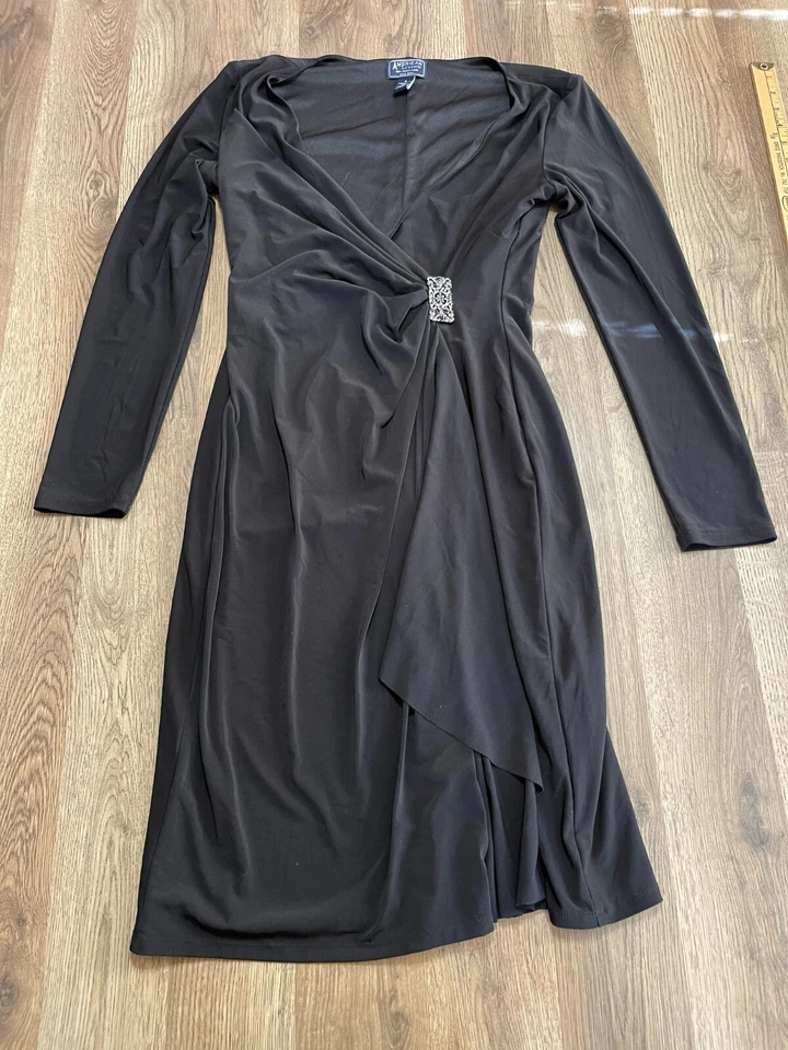 Vestido American Living, Para Mujer Talla 8, Negro, Broche en la Cintura, Manga Larga Foto 1 de 4
