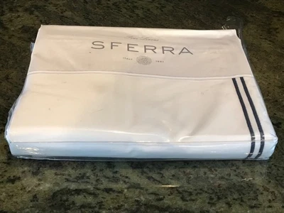 Funda nórdica Sferra GRANDE HOTEL KING algodón percal 106 X 92" (BLANCO/AZUL MARINO) NUEVA EN PAQUETE Foto 1 de 4