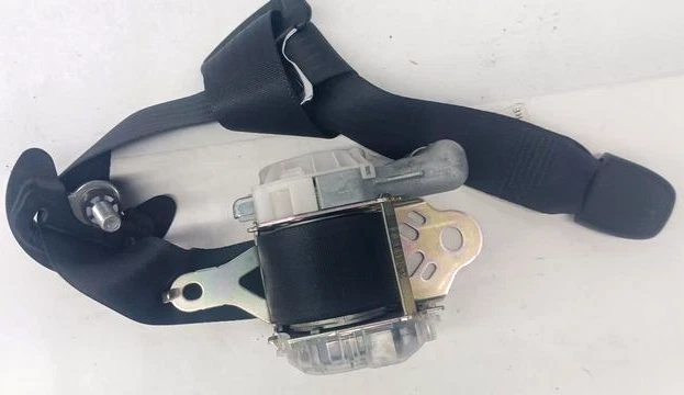 Subaru BRZ 2013-2020 retractor de cinturón de seguridad delantero derecho pasajero negro usado Foto 1 de 1