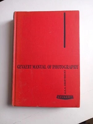 Gevaert Manual of Photography (A. H. S Craeybeckx - 1962) (ID:60671) - Image 1 of 4