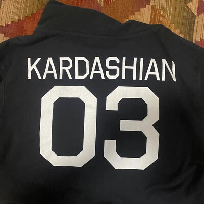Chaqueta Kardashian Colección Para Mujer con Cremallera Kardashian 03 Deletrear en la Espalda Talla XL Foto 1 de 4