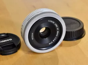Canon EF 40mm F/2.8 STM Lens - White - Picture 1 of 6
