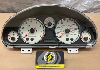 01-05 Mazda Miata MX5 OEM NB Gauge Cluster Dash Instrument Panel 37,653 Miles - Image 1 of 2